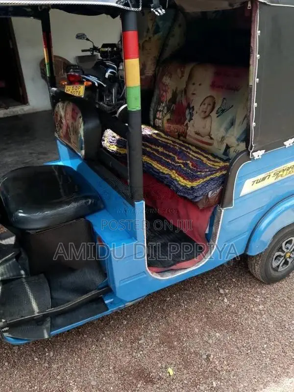 Bajaj RE 2015 Three Wheel (Used)
