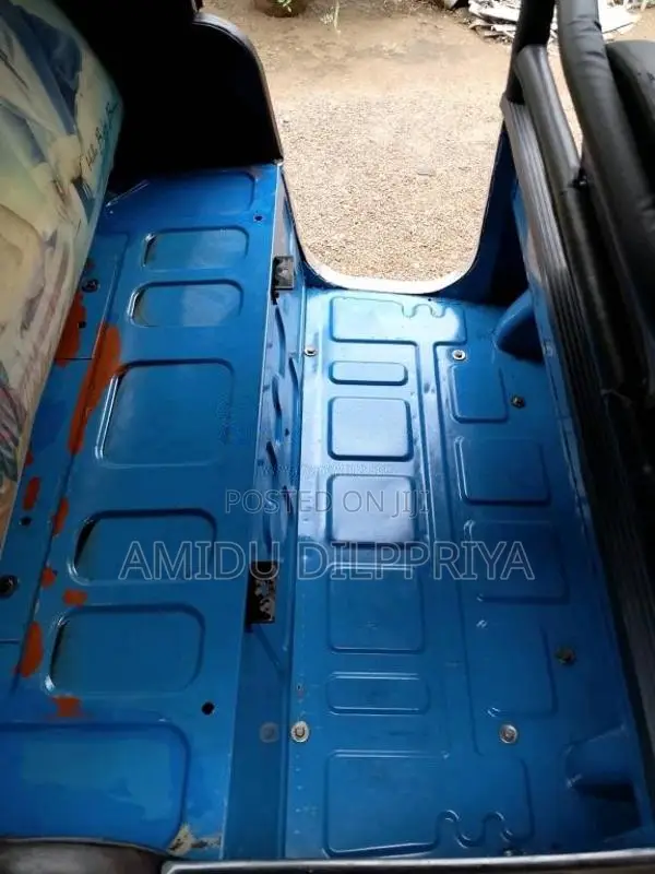 Bajaj RE 2015 Three Wheel (Used)