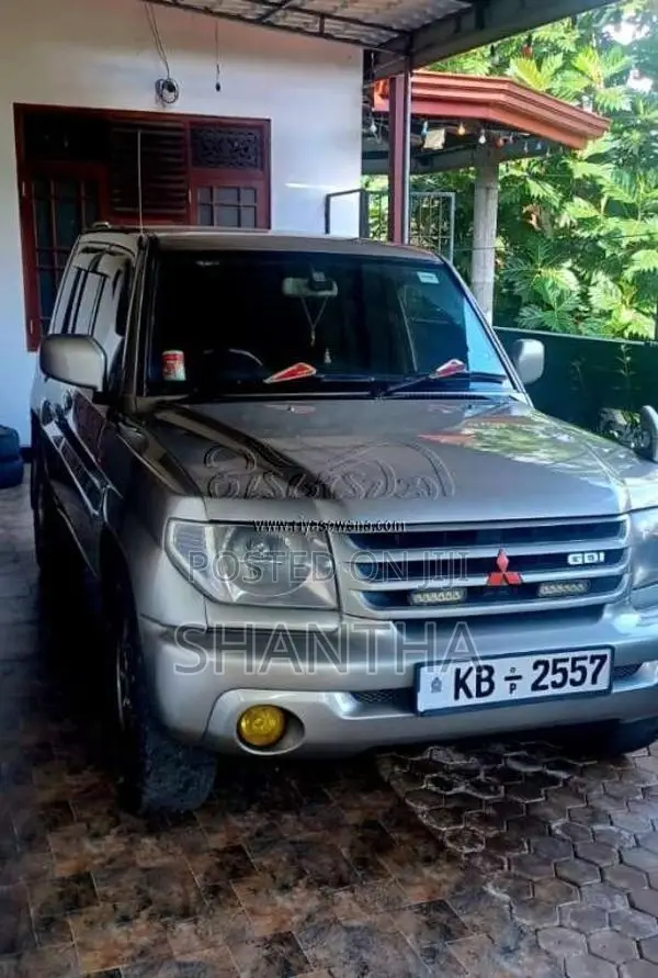 Mitsubishi Pajero 2001 SUV (Used)