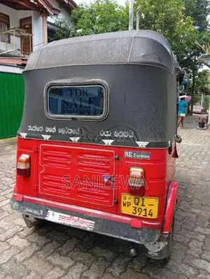 Bajaj RE 2006 Three Wheel (Used)