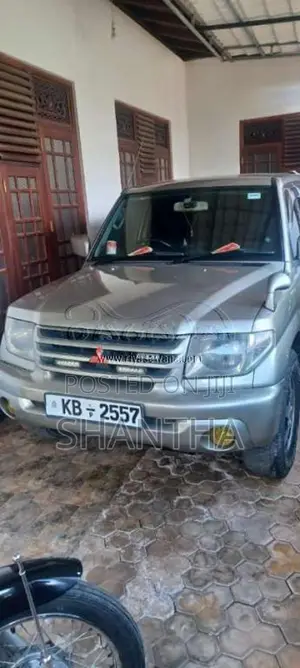 Mitsubishi Pajero 2001 SUV (Used)