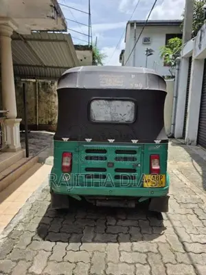 Bajaj RE 2017 Three Wheel (Used)