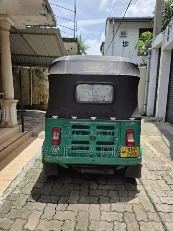 Bajaj RE 2017 Three Wheel (Used)