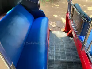 Bajaj RE 2000 Three Wheel (Used)