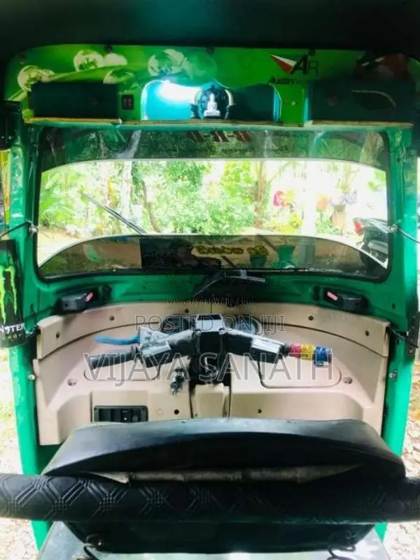 Bajaj RE 2015 Three Wheel (Used)