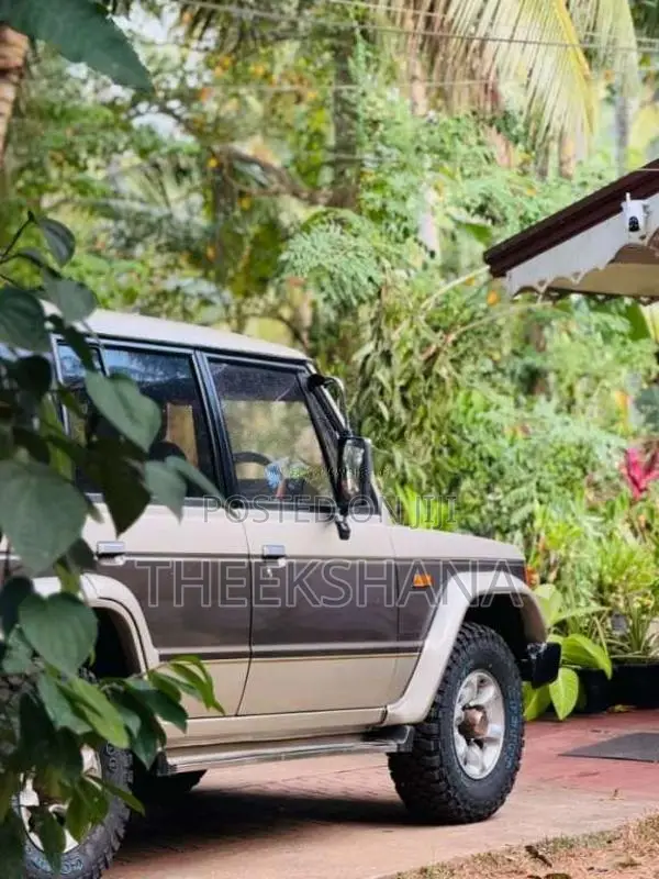 Mitsubishi Pajero MK1 1985 SUV (Used)
