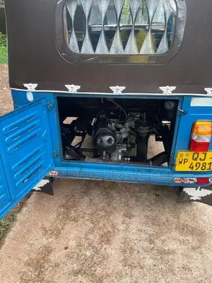 Bajaj 2 Stroke 2006 Three Wheel (Used)