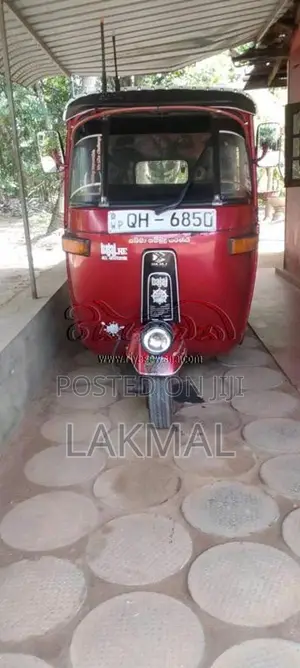 Bajaj 2 Stroke 2006 Three Wheel (Used)