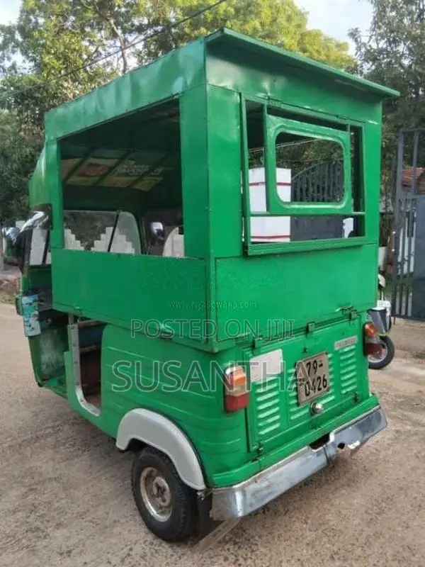 Piaggio Garuda 1998 Three Wheel (Used)