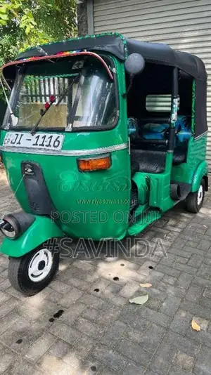 Bajaj RE 2 Stroke 2004 Three Wheel (Used)