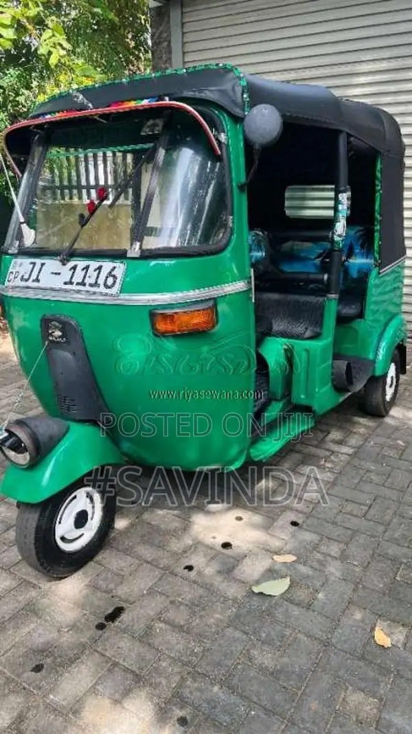 Bajaj RE 2 Stroke 2004 Three Wheel (Used)