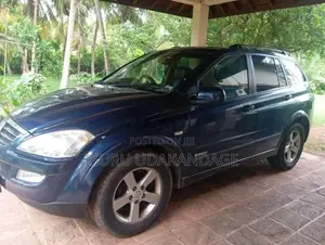Micro Kyron 2011 SUV (Used)