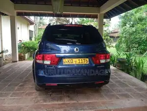 Micro Kyron 2011 SUV (Used)