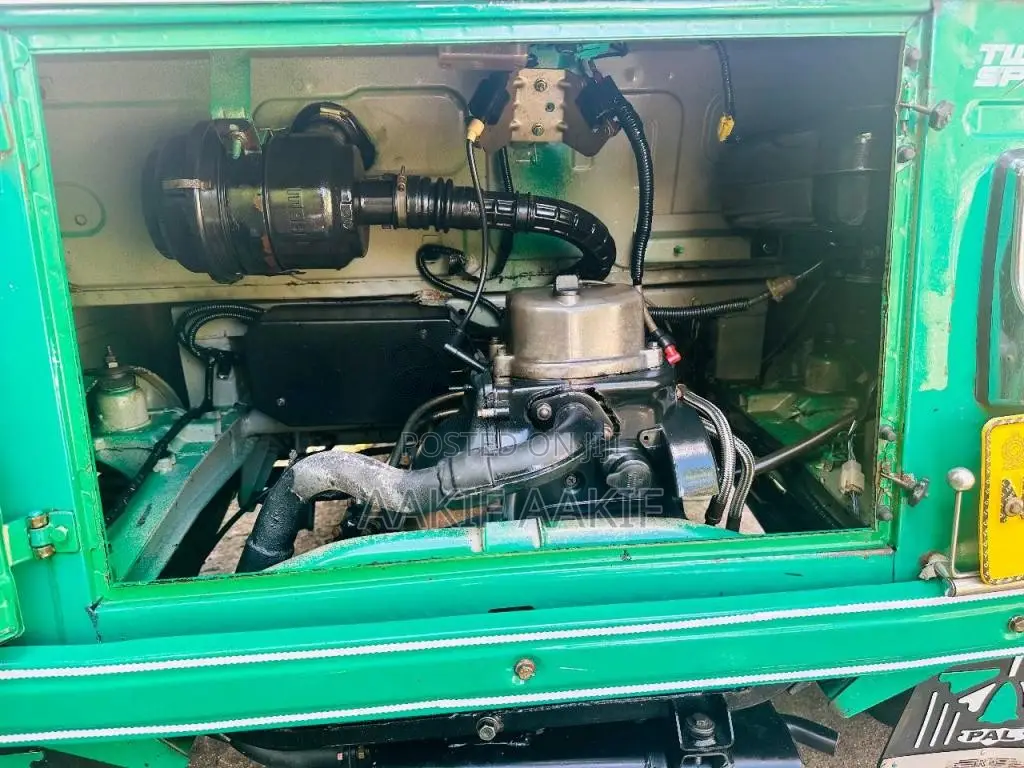Bajaj Re 205 2016 Three Wheel (Used)