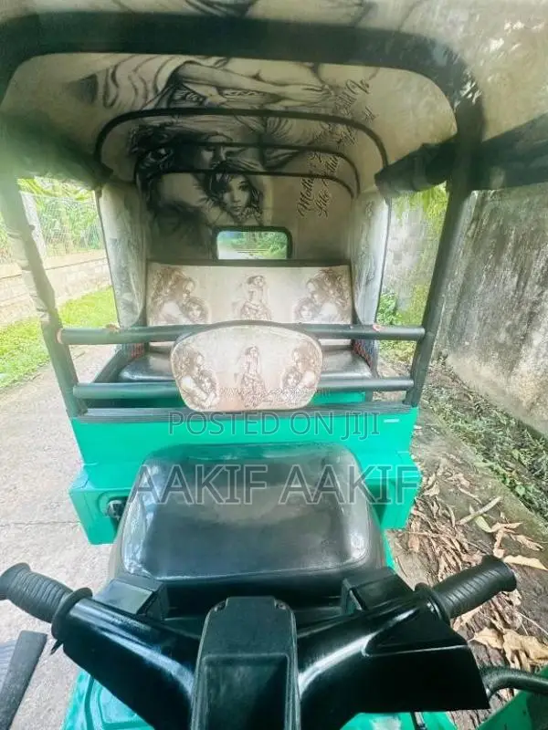 Bajaj Re 205 2016 Three Wheel (Used)