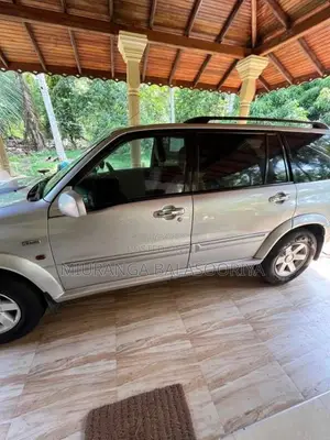Suzuki Vitara 2002 SUV (Used)