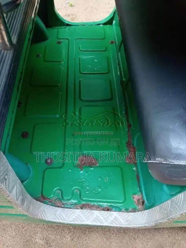 Bajaj RE 2010 Three Wheel (Used)