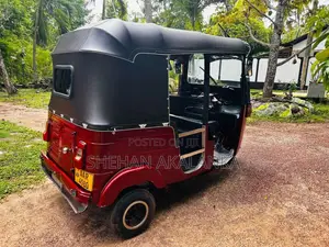 Bajaj RE 2014 Three Wheel (Used)
