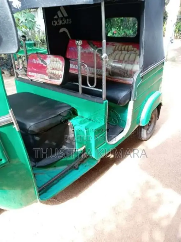 Bajaj RE 2010 Three Wheel (Used)