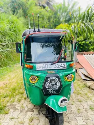 Bajaj Re 2015 Three Wheel (Used)