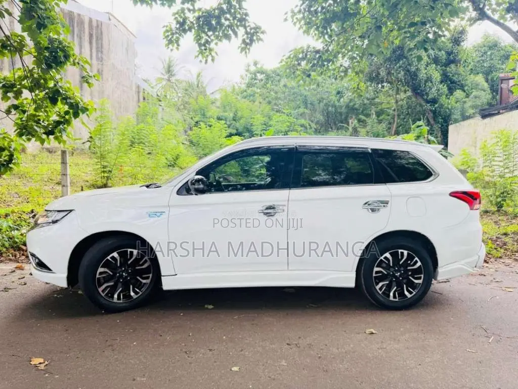 Mitsubishi Outlander 2015 SUV (Used)