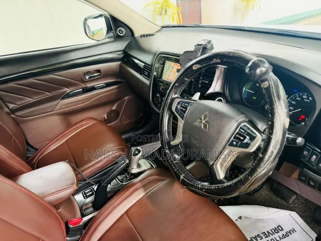 Mitsubishi Outlander 2015 SUV (Used)