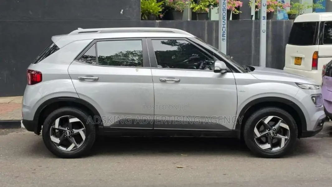Hyundai Venue SX 2020 SUV (Used)
