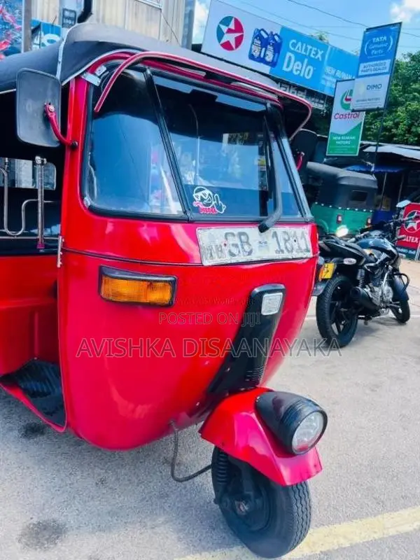 Bajaj RE 2002 Three Wheel (Used)
