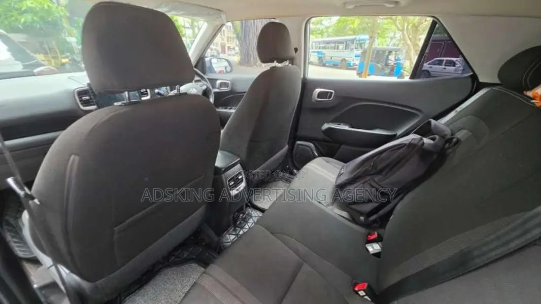 Hyundai Venue SX 2020 SUV (Used)