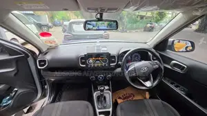 Hyundai Venue SX 2020 SUV (Used)