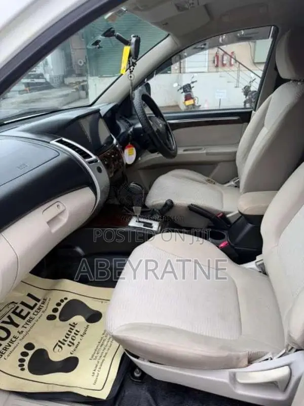 Mitsubishi Montero 2012 SUV (Used)