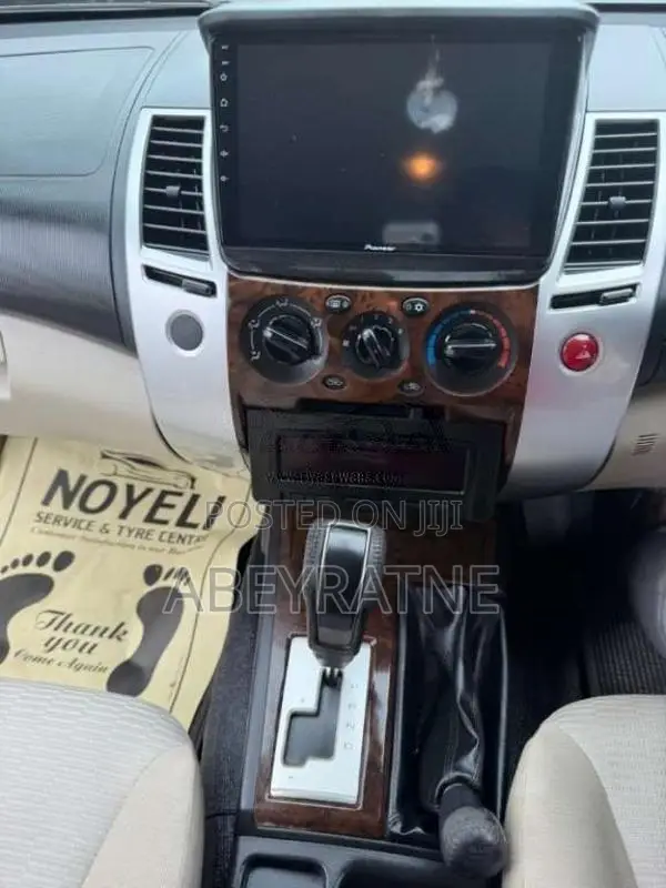 Mitsubishi Montero 2012 SUV (Used)