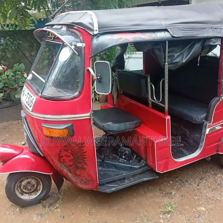 Bajaj 2 Stroke 2004 Three Wheel (Used)