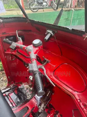 Bajaj Re 2000 Three Wheel (Used)