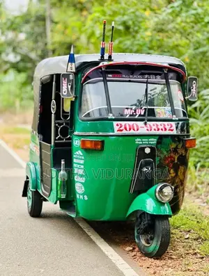 Bajaj RE 2 Stroke 1998 Three Wheel (Used)