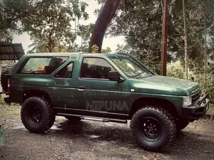 Nissan Pathfinder 1988 SUV (Used)