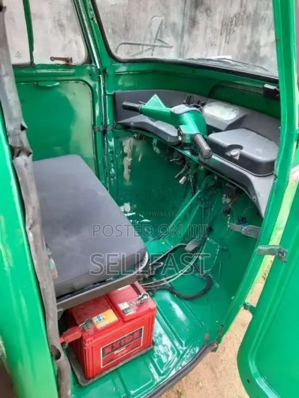 Piaggio Ape 2016 Three Wheel (Used)