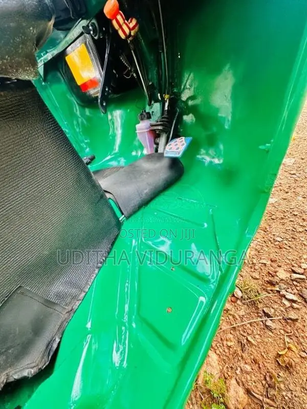 Bajaj RE 2 Stroke 1998 Three Wheel (Used)
