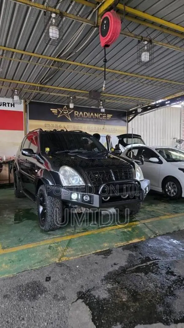Micro Ssangyong Rexton 2009 SUV (Used)