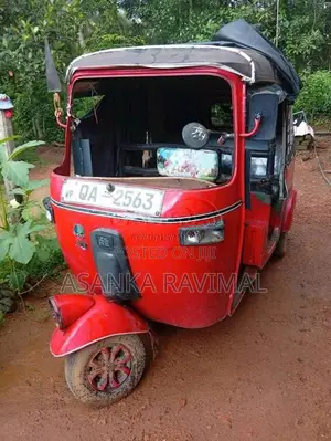 Bajaj RE 2005 Three Wheel (Used)