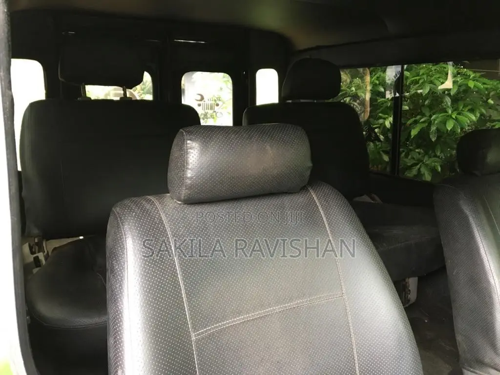 Mitsubishi 4DR5 1991 SUV (Used)