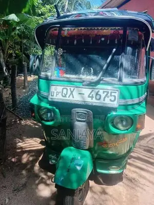 Bajaj RE 2010 Three Wheel (Used)