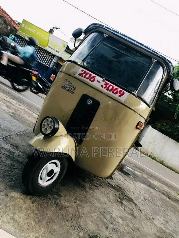 Bajaj RE 1999 Three Wheel (Used)