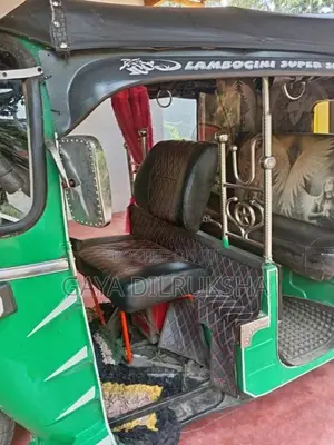 Bajaj RE 2000 Three Wheel (Used)