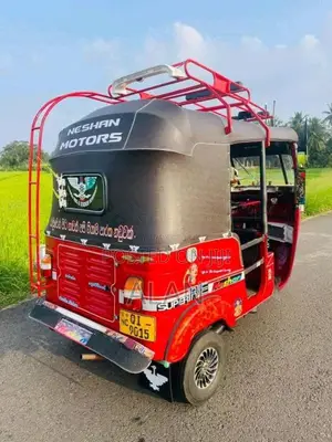 Bajaj 2 stroke 2006 Three Wheel (Used)
