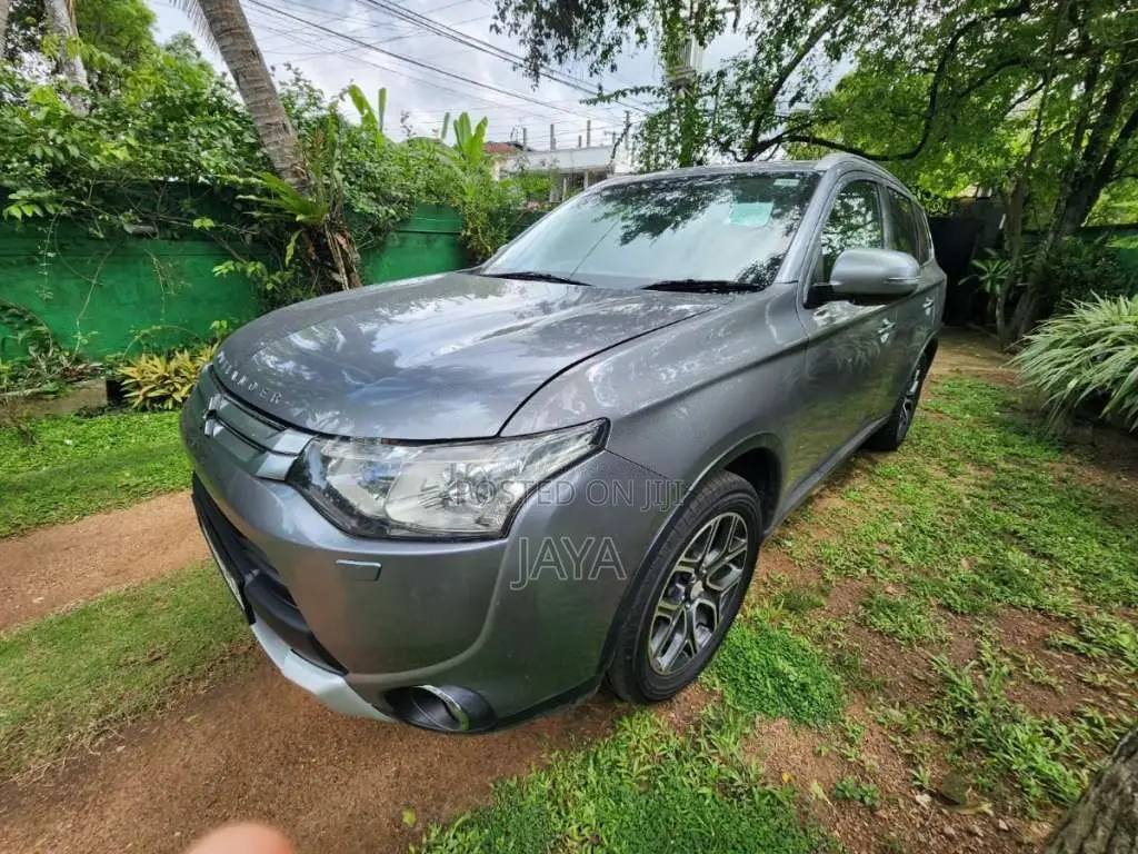 Mitsubishi Outlander 2014 SUV (Used)