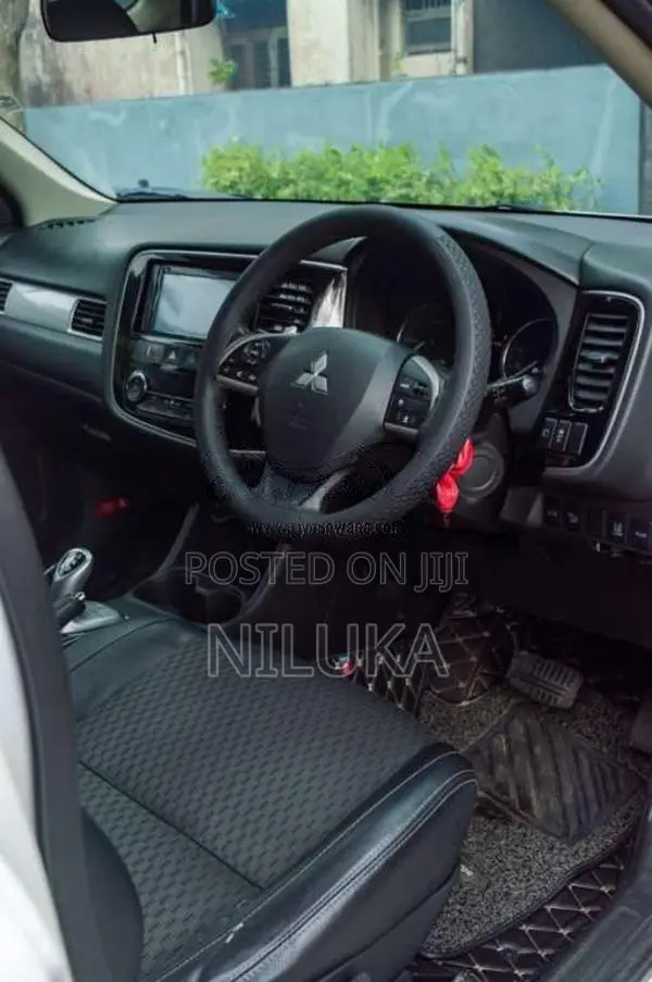 Mitsubishi Outlander 2015 SUV (Used)
