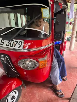 Bajaj Re 2013 Three Wheel (Used)