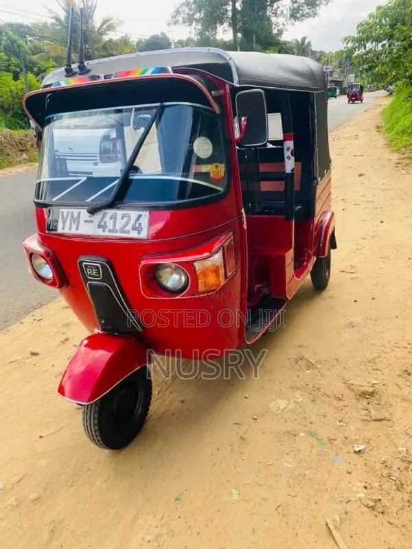 Bajaj Re 2011 Three Wheel (Used)