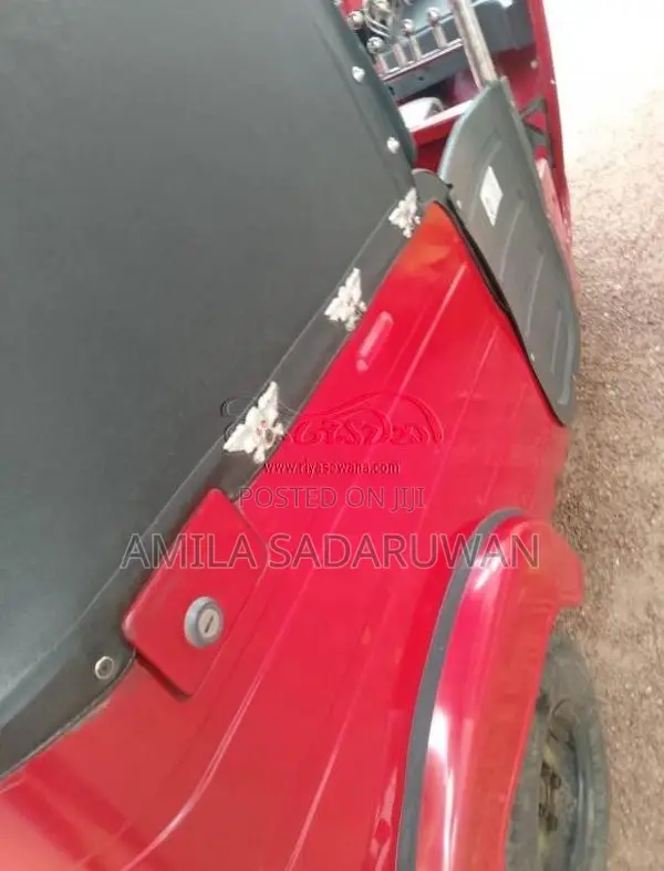 Bajaj Re 2011 Three Wheel (Used)